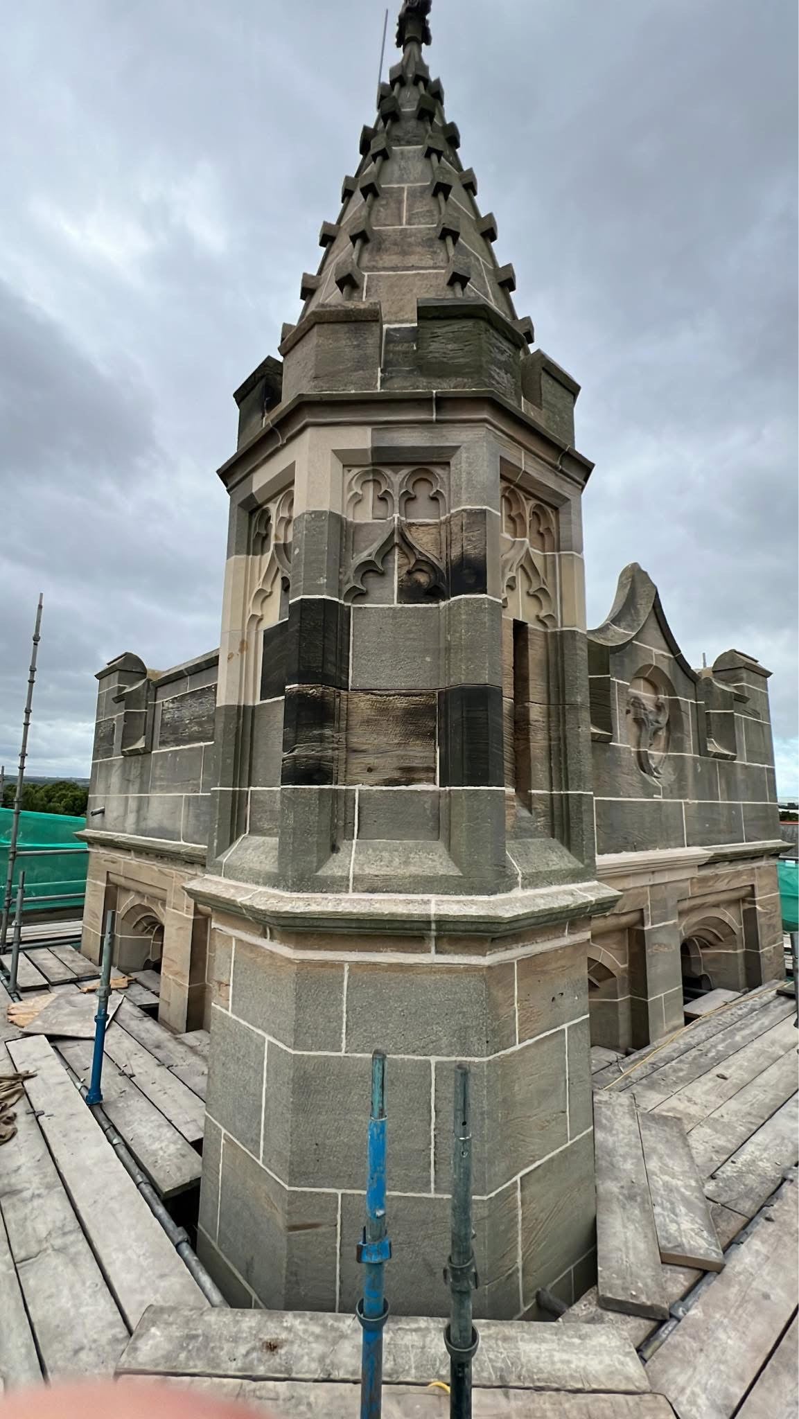 Stone masonry service